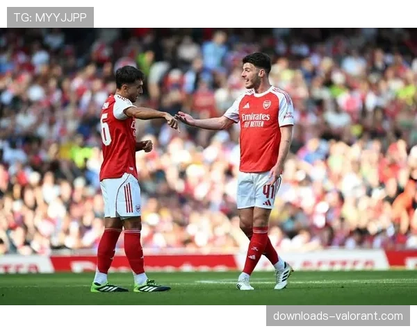 毕巴中场核心专访：揭秘球队在教练指导下提升无球跑动强度的秘诀